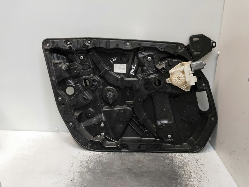 Recambio de elevalunas delantero izquierdo para mercedes clase c (w205) lim. referencia OEM IAM A2057220170 A2057230314 A2057230