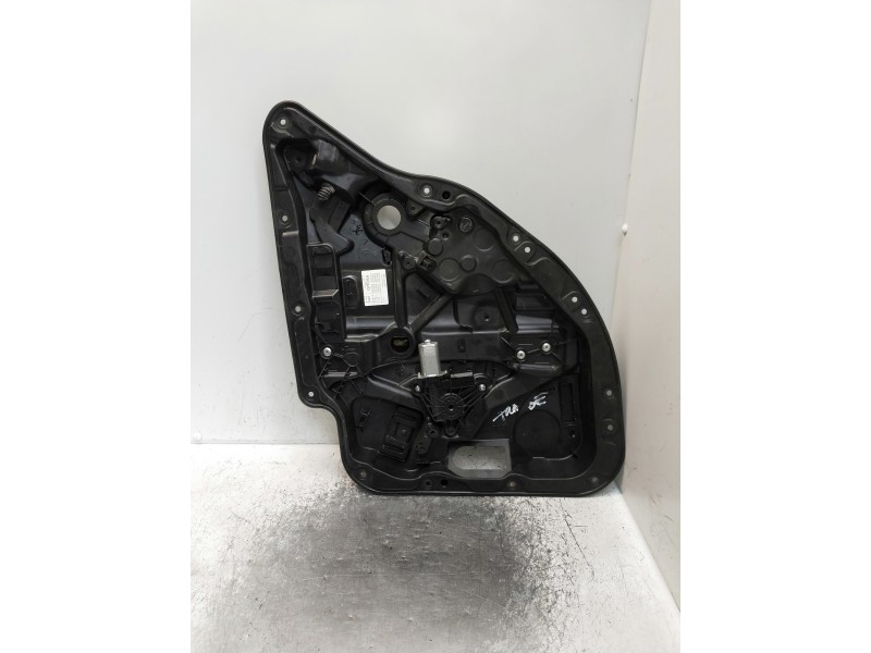 Recambio de elevalunas trasero derecho para mercedes clase c (w205) lim. referencia OEM IAM A2055409206 A2057300279 A2057230414 