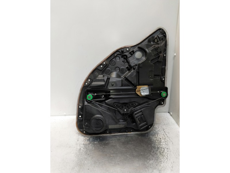 Recambio de elevalunas trasero derecho para mercedes clase c (w205) lim. referencia OEM IAM A2055409206 A2057300279 A2057230414 