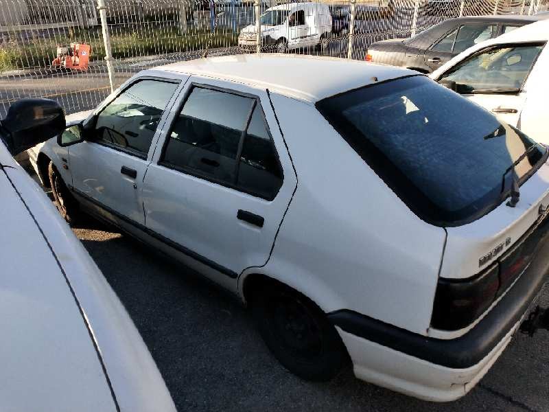 renault 19 (b/c/l53) del año 1995