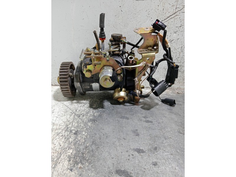 Recambio de bomba inyeccion para ford mondeo berlina/familiar (fd) referencia OEM IAM 8443B996E  LUCAS