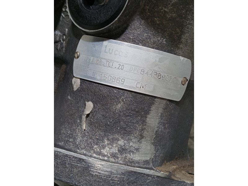 Recambio de bomba inyeccion para ford mondeo berlina/familiar (fd) referencia OEM IAM 8443B996E  LUCAS