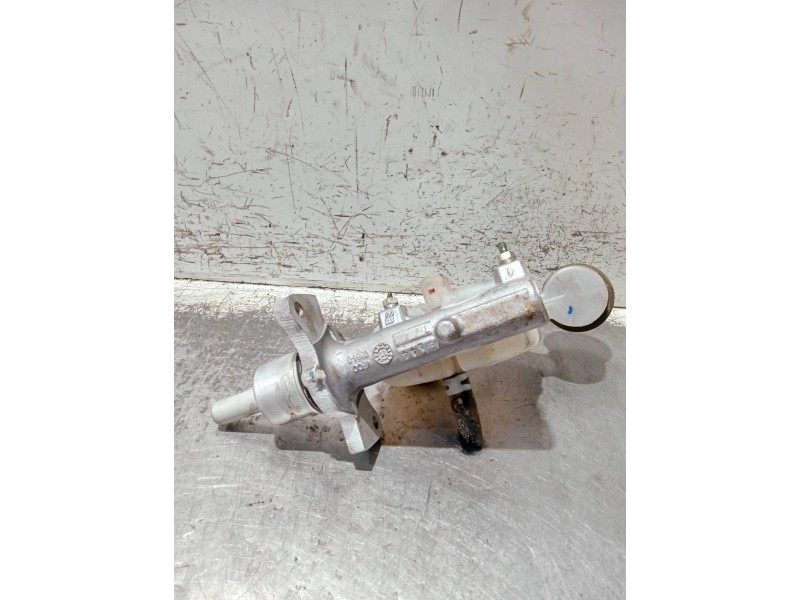 Recambio de bomba freno para toyota hilux (kun) referencia OEM IAM   