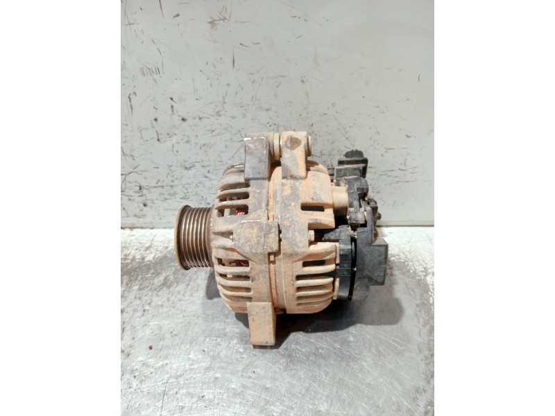 Recambio de alternador para toyota hilux (kun) referencia OEM IAM 270600L060C 0124315033 