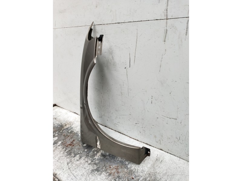 Recambio de aleta delantera izquierda para opel vectra b berlina referencia OEM IAM   