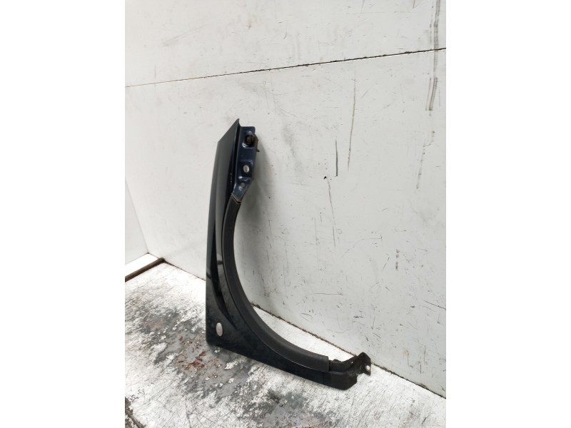 Recambio de aleta delantera derecha para opel corsa c referencia OEM IAM   