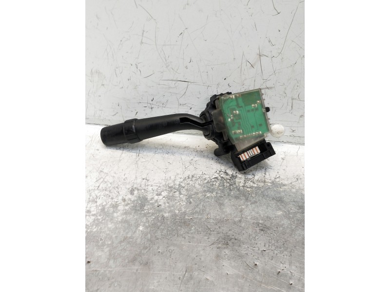 Recambio de mando limpia para toyota avensis berlina (t25) referencia OEM IAM 8465205160  
