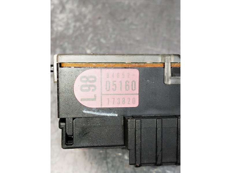 Recambio de mando limpia para toyota avensis berlina (t25) referencia OEM IAM 8465205160  
