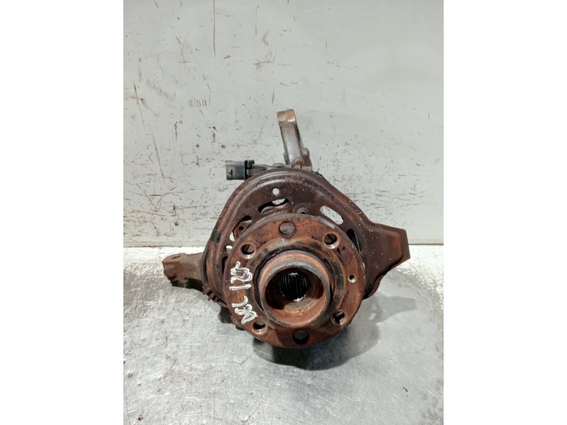 Recambio de mangueta delantera izquierda para opel corsa c referencia OEM IAM 9156140  