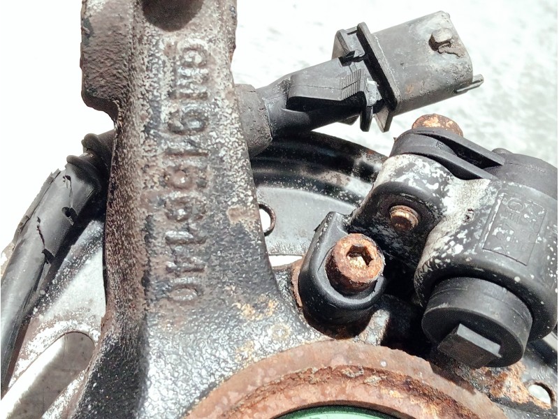 Recambio de mangueta delantera izquierda para opel corsa c referencia OEM IAM 9156140  