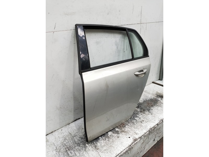Recambio de puerta trasera izquierda para volkswagen golf vi (5k1) referencia OEM IAM   5P