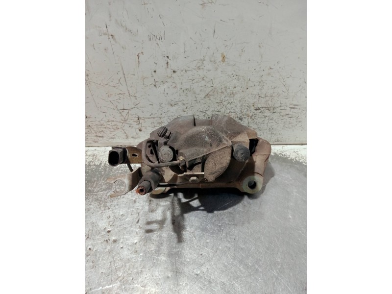 Recambio de pinza freno delantera derecha para audi a4 berlina (8e) referencia OEM IAM   