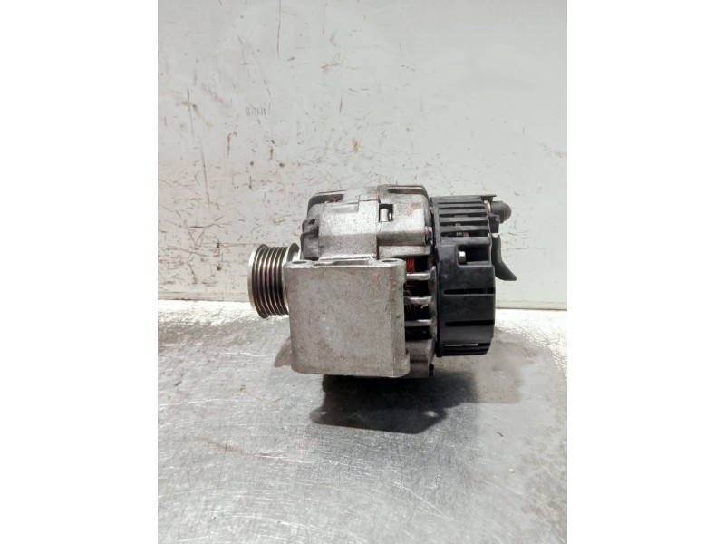Recambio de alternador para audi a4 berlina (8e) referencia OEM IAM 06B903016AA 2542494B SG14B010