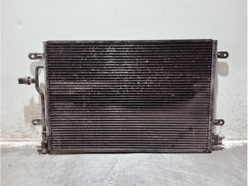 Recambio de condensador / radiador aire acondicionado para audi a4 berlina (8e) referencia OEM IAM 8E0260401B MF4467003960 