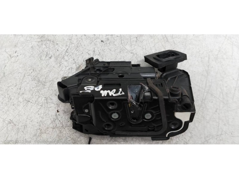 Recambio de motor cierre centralizado trasero derecho para volkswagen polo (6c1) advance bluemotion referencia OEM IAM 6R4839016