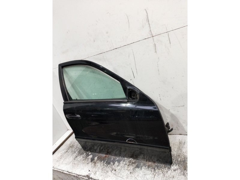 Recambio de puerta delantera derecha para mercedes clase e (w211) berlina referencia OEM IAM   4P