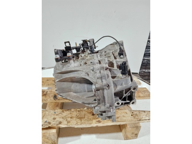 Recambio de caja cambios para hyundai ix20 referencia OEM IAM WBJ6C 657096 5V