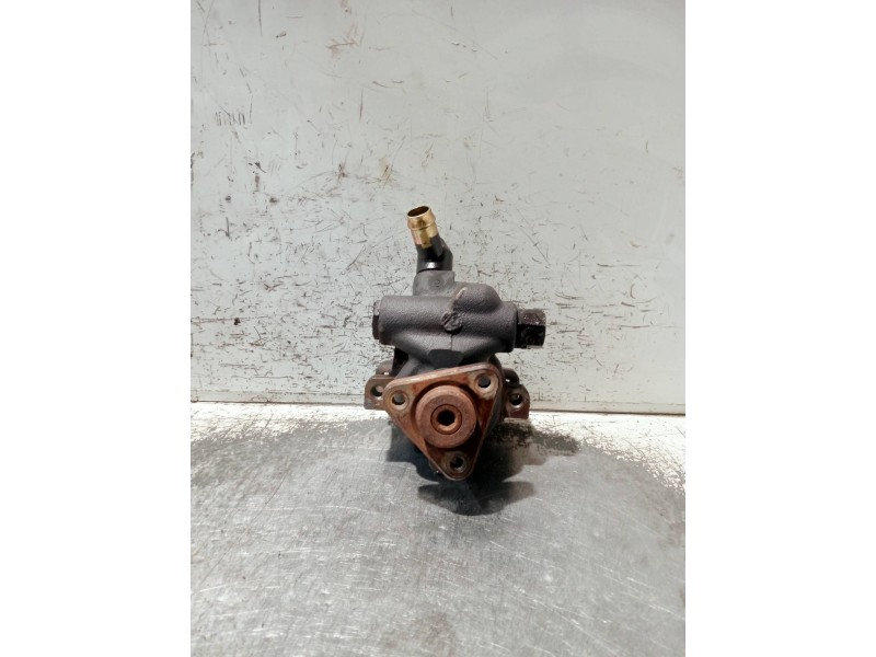 Recambio de bomba direccion para ford transit, combi 1995 referencia OEM IAM HBDBA  