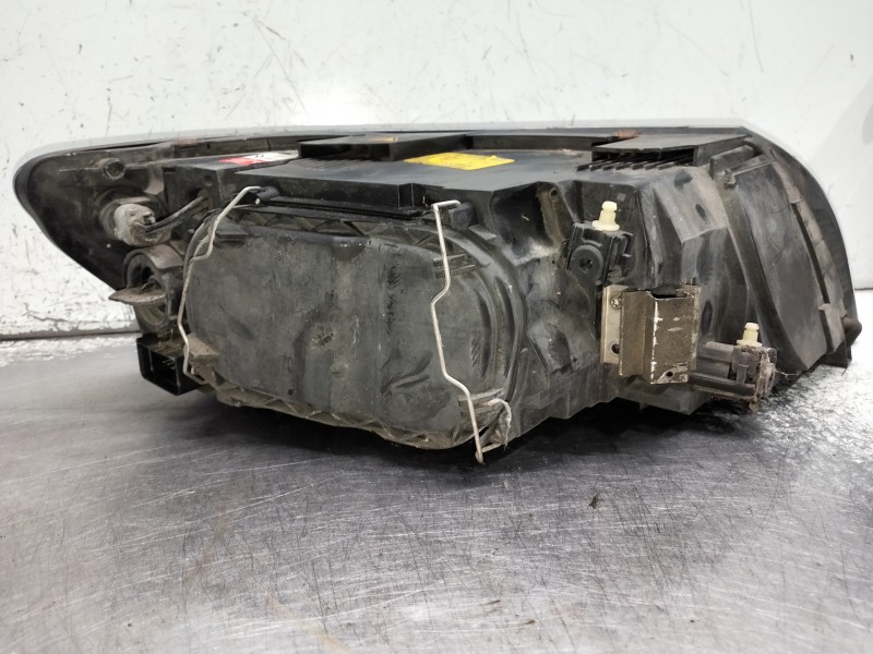 Recambio de faro izquierdo para volvo v50 familiar referencia OEM IAM 0301198273 30698889 