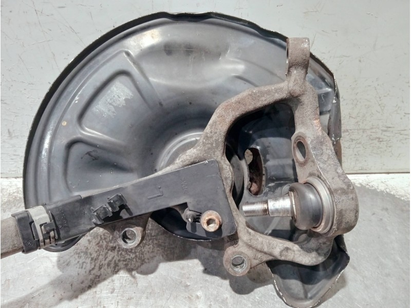 Recambio de mangueta delantera izquierda para mercedes clase e (w211) berlina referencia OEM IAM   