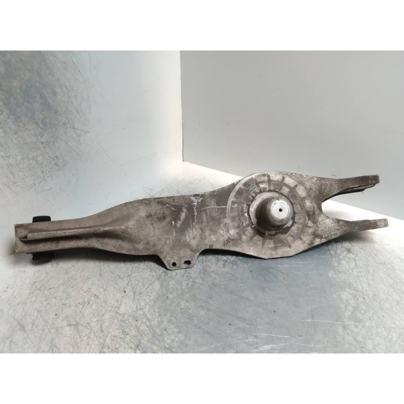 Recambio de brazo suspension inferior trasero izquierdo para opel vectra b berlina 2.2 16v dti cat (y 22 dtr / l50) referencia O