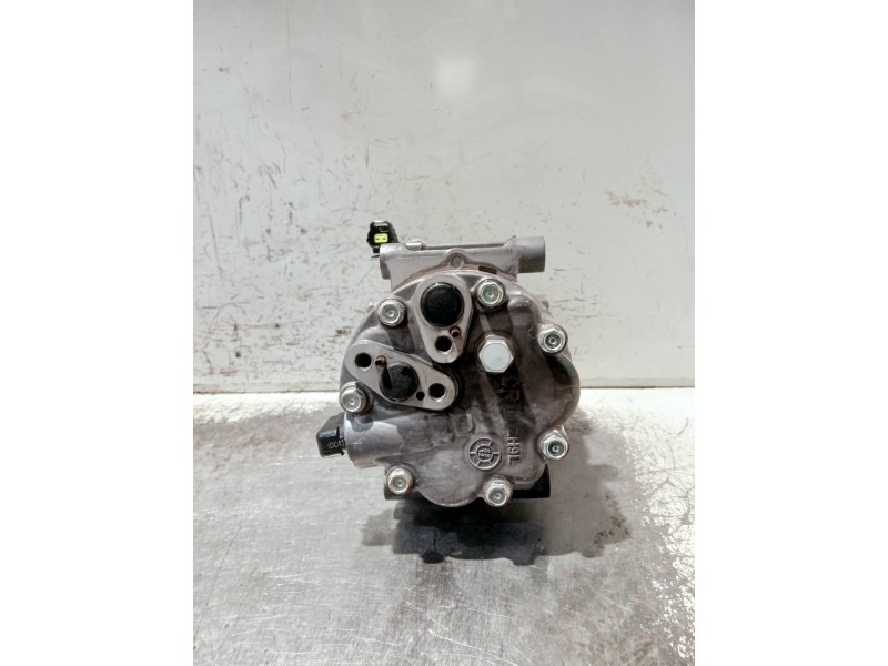 Recambio de compresor aire acondicionado para omoda omoda5 referencia OEM IAM P301000210AA  