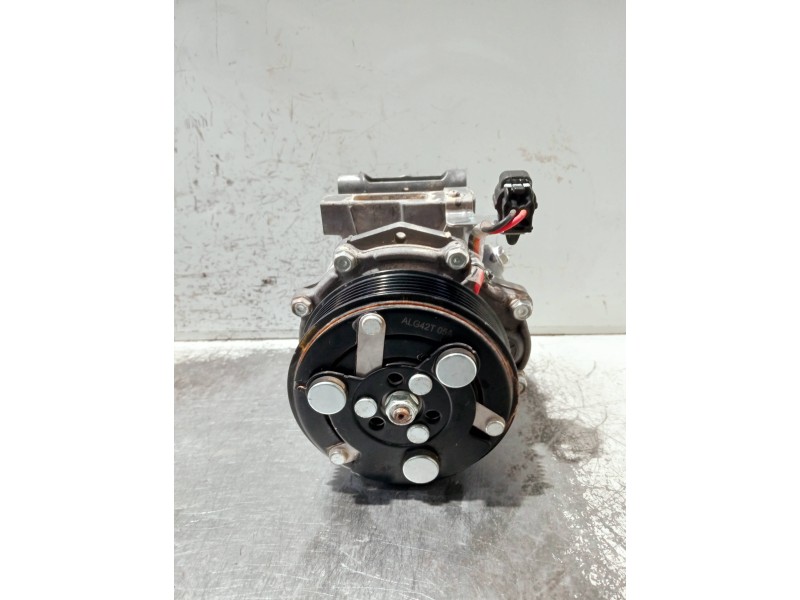 Recambio de compresor aire acondicionado para omoda omoda5 referencia OEM IAM P301000210AA  