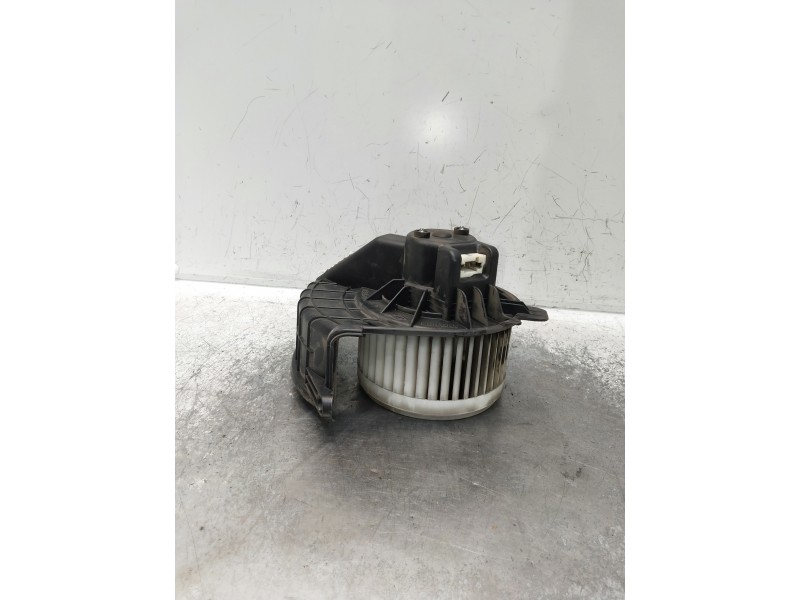 Recambio de motor calefaccion para renault kangoo referencia OEM IAM 173830000  