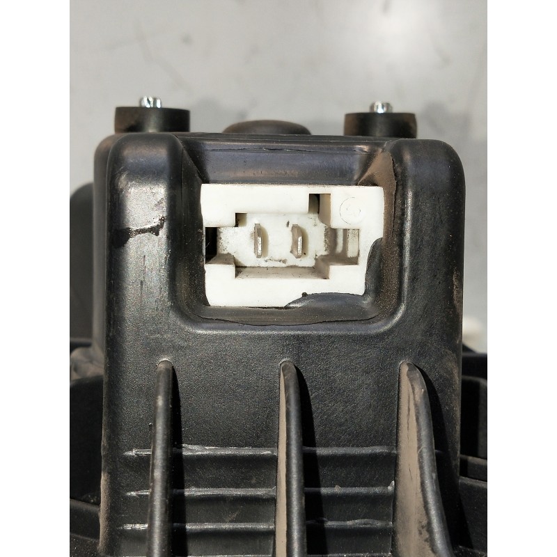 Recambio de motor calefaccion para renault kangoo referencia OEM IAM 173830000  