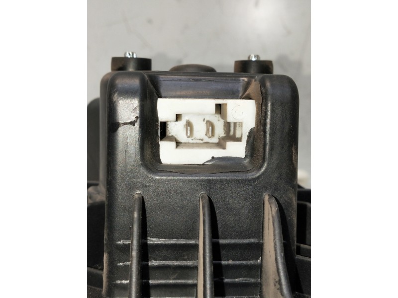 Recambio de motor calefaccion para renault kangoo referencia OEM IAM 173830000  