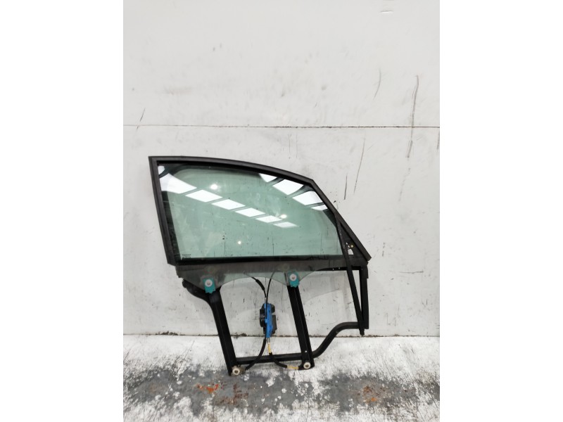 Recambio de elevalunas delantero derecho para audi a2 (8z) referencia OEM IAM 8Z0887754C 8Z1595802A  Recambio de elevalunas delantero derecho para audi a2 (8z) referencia OEM IAM 8Z0887754C 8Z1595802A