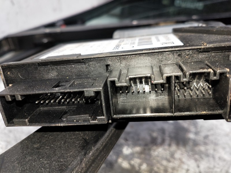 Recambio de elevalunas delantero derecho para audi a2 (8z) referencia OEM IAM 8Z0887754C 8Z1595802A  Recambio de elevalunas delantero derecho para audi a2 (8z) referencia OEM IAM 8Z0887754C 8Z1595802A