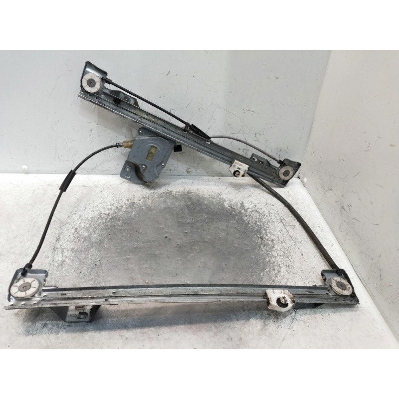 Recambio de elevalunas delantero derecho para renault kangoo referencia OEM IAM 128001182B  5P