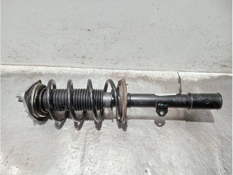 Recambio de amortiguador delantero izquierdo para omoda omoda5 referencia OEM IAM 202002696AA  