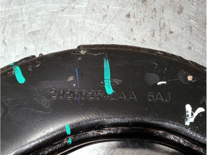 Recambio de brazo suspension inferior trasero derecho para omoda omoda5 referencia OEM IAM 202002542AA  