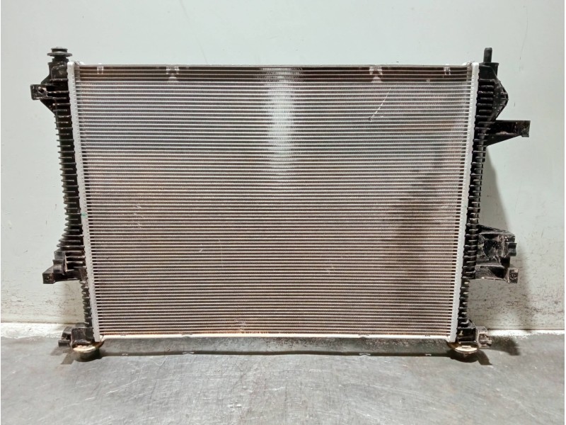 Recambio de radiador agua para omoda omoda5 referencia OEM IAM 302000021AA  