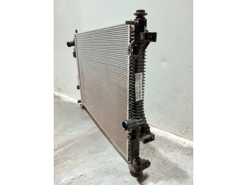 Recambio de radiador agua para omoda omoda5 referencia OEM IAM 302000021AA  
