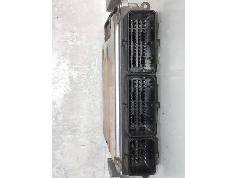 Recambio de centralita motor uce para renault kangoo referencia OEM IAM 0281030899 237104376R 237104627R