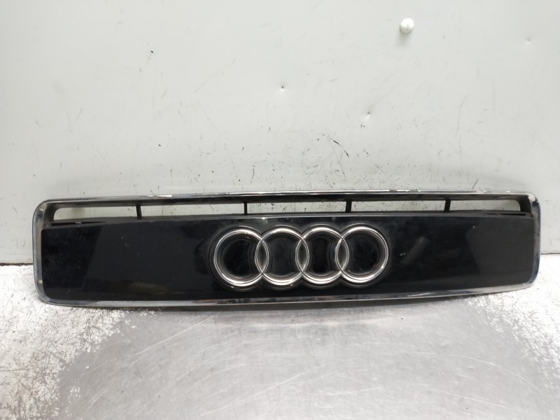 Recambio de rejilla delantera para audi a2 (8z) referencia OEM IAM ÏZ0010183D   Recambio de rejilla delantera para audi a2 (8z) referencia OEM IAM ÏZ0010183D