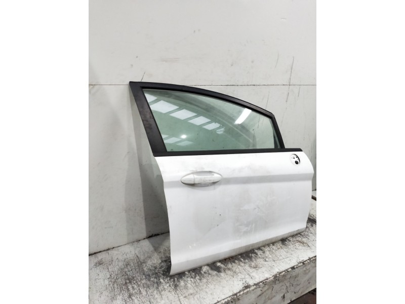 Recambio de puerta delantera derecha para ford fiesta (cb1) referencia OEM IAM   5P