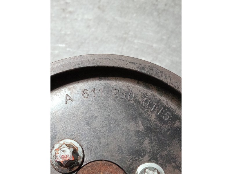 Recambio de bomba direccion para mercedes clase c (w203) berlina referencia OEM IAM A6112300115  