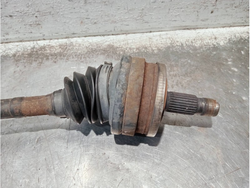 Recambio de transmision trasera izquierda para mercedes clase c (w203) berlina referencia OEM IAM   