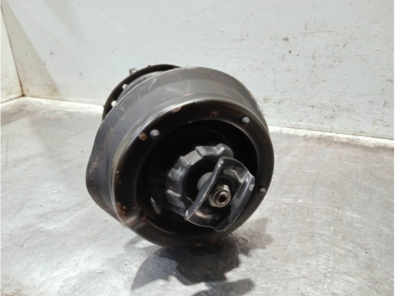 Recambio de amortiguador delantero izquierdo para mercedes clase c (w203) berlina referencia OEM IAM A2033204130 824904553994 
