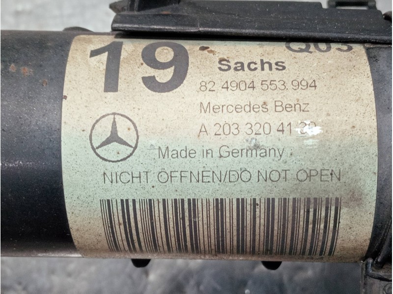 Recambio de amortiguador delantero izquierdo para mercedes clase c (w203) berlina referencia OEM IAM A2033204130 824904553994 