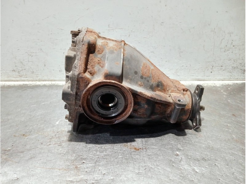 Recambio de diferencial trasero para mercedes clase c (w203) berlina referencia OEM IAM A2103510805 A2103513308G 