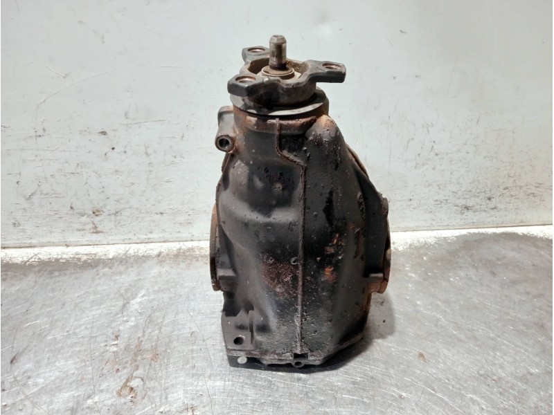 Recambio de diferencial trasero para mercedes clase c (w203) berlina referencia OEM IAM A2103510805 A2103513308G 