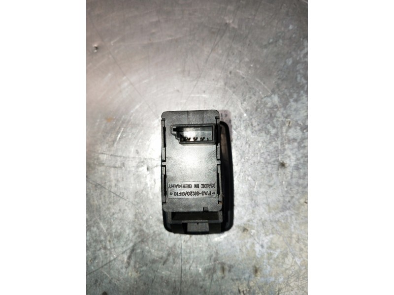 Recambio de mando elevalunas delantero derecho para bmw serie 3 coupe (e92) referencia OEM IAM 6945874 15939900 2P