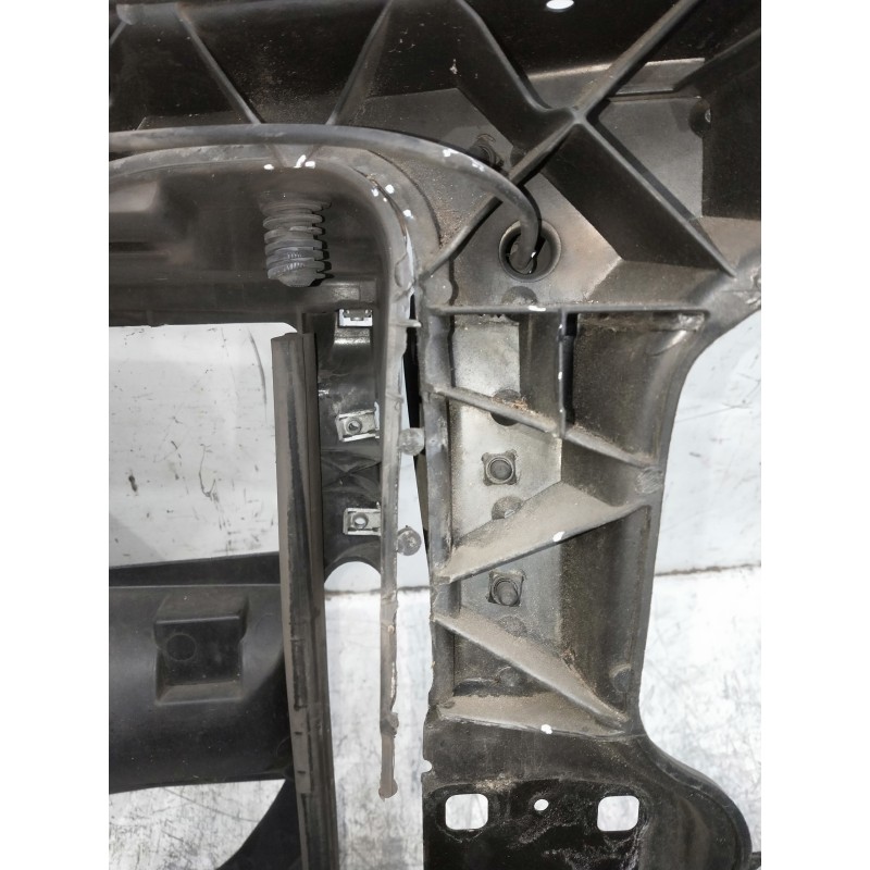 Recambio de panel frontal para bmw serie 3 coupe (e92) referencia OEM IAM  OJO VER FOTOS PANEL ROTO POR EL INTERIOR