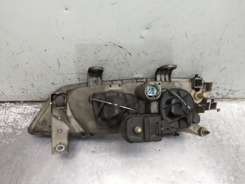 Recambio de faro derecho para nissan primera berlina (p11) referencia OEM IAM   