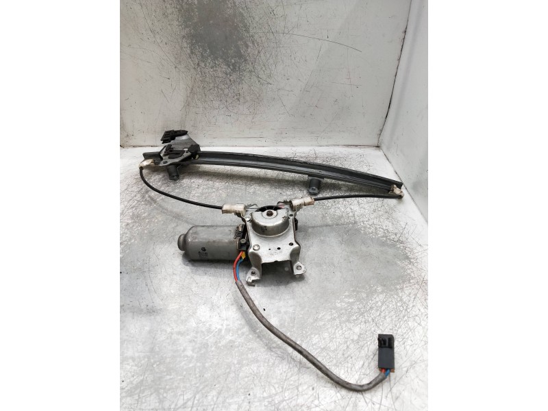 Recambio de elevalunas delantero izquierdo para nissan primera berlina (p11) referencia OEM IAM   5P